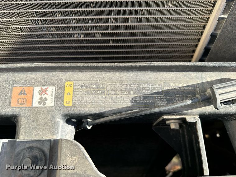 image for item DV2816 2016 Ford F250 Super Duty SuperCab pickup truck