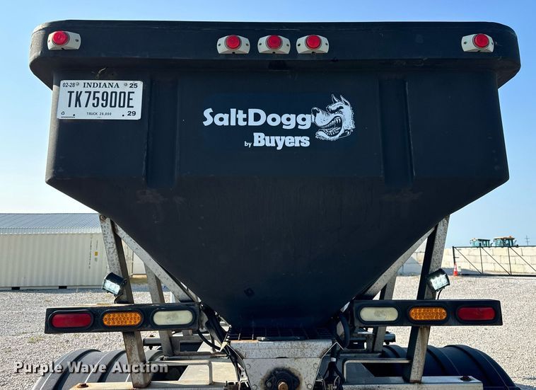 image for item DV5884 2013 International  Durastar 4300 spreader truck