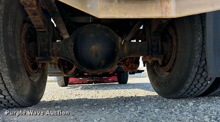 image for item DV5884 2013 International  Durastar 4300 spreader truck