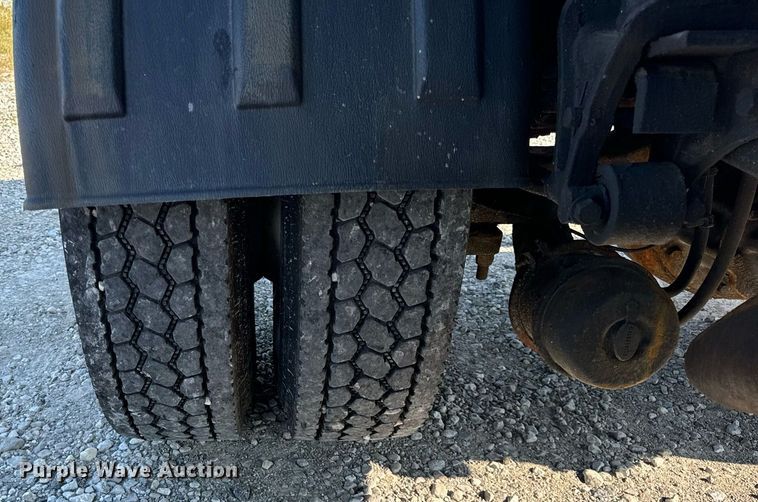 image for item DV5884 2013 International  Durastar 4300 spreader truck