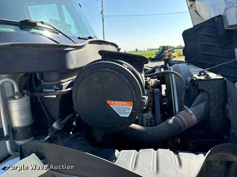 image for item DV5885 2008 International  4300 spreader truck