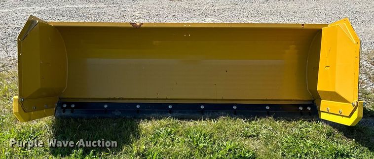 image for item DV5889 HLA 2500 skid steer snow pusher 