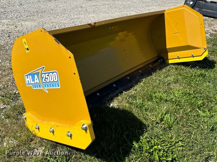 image for item DV5889 HLA 2500 skid steer snow pusher 