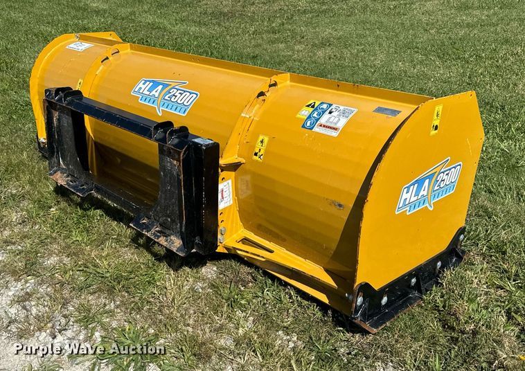 image for item DV5890 HLA 2500 skid steer snow pusher 