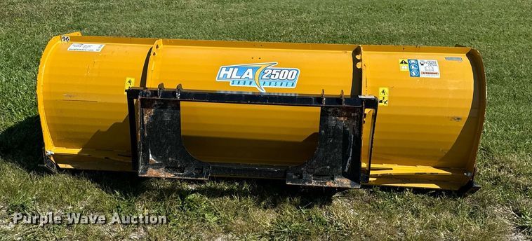 image for item DV5890 HLA 2500 skid steer snow pusher 
