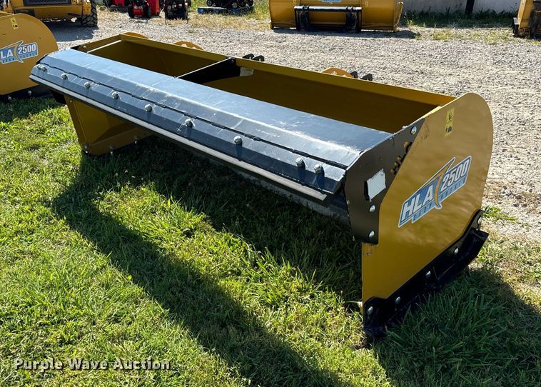 image for item DV5891 HLA 2500 skid steer snow pusher