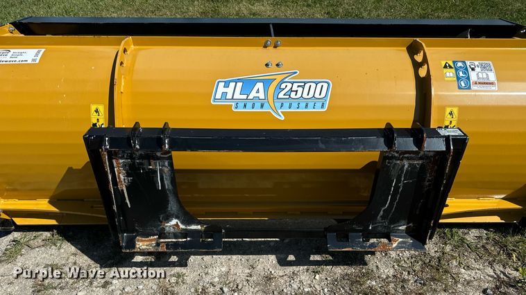 image for item DV5892 HLA 2500 skid steer snow pusher