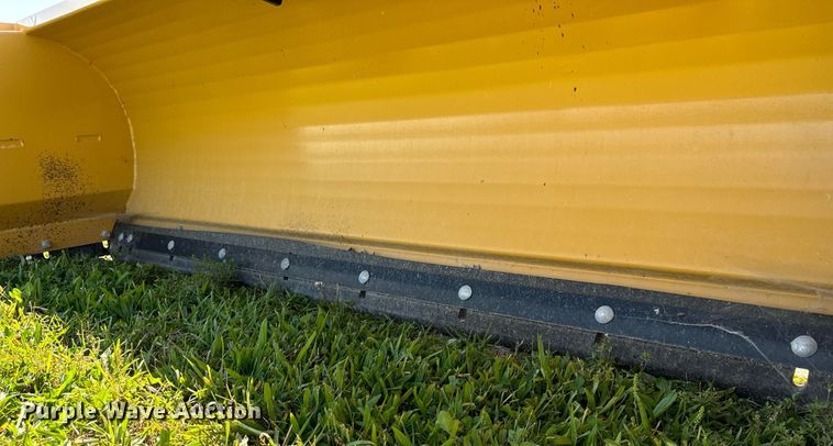 image for item DV5892 HLA 2500 skid steer snow pusher