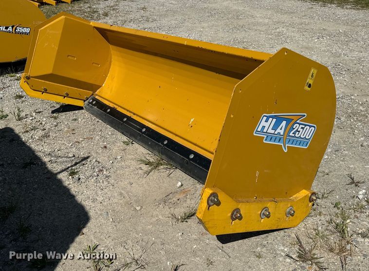 image for item DV5893 HLA 2500 skid steer snow pusher 