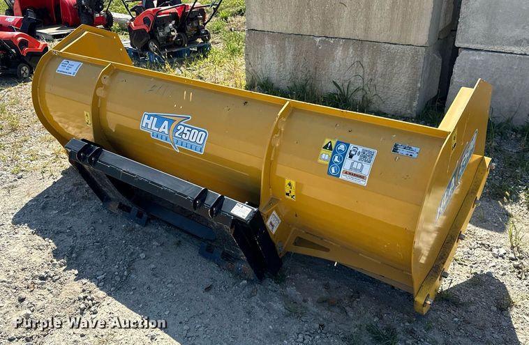 image for item DV5893 HLA 2500 skid steer snow pusher 