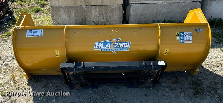 image for item DV5893 HLA 2500 skid steer snow pusher 