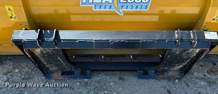 image for item DV5893 HLA 2500 skid steer snow pusher 