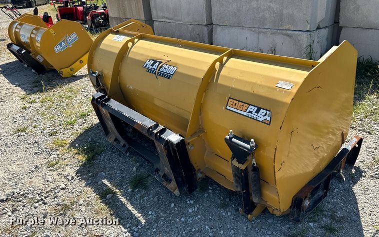 image for item DV5894 HLA 3500 skid steer snow pusher