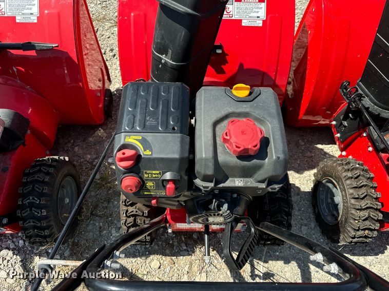 image for item DV5897 (5) 2018 Craftsman 31AS6BEE793 snowblowers