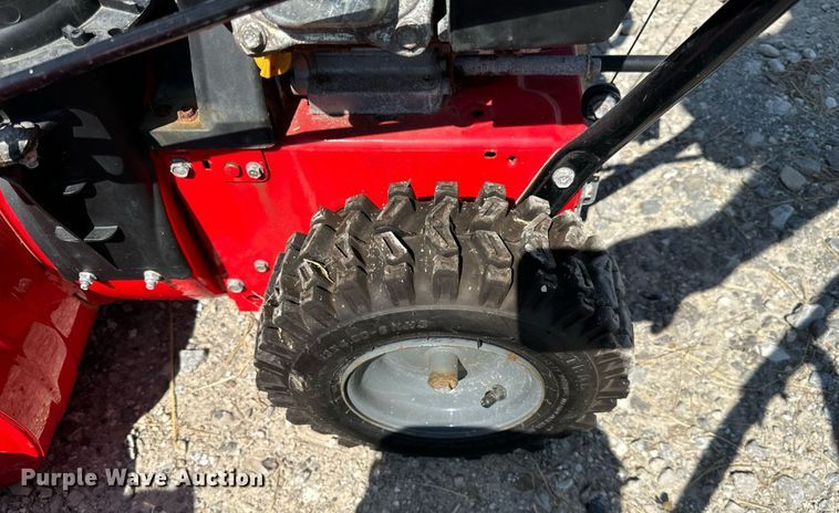 image for item DV5897 (5) 2018 Craftsman 31AS6BEE793 snowblowers