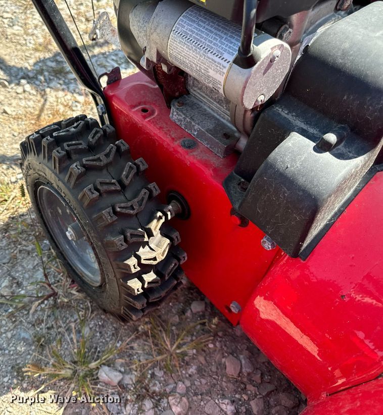 image for item DV5897 (5) 2018 Craftsman 31AS6BEE793 snowblowers