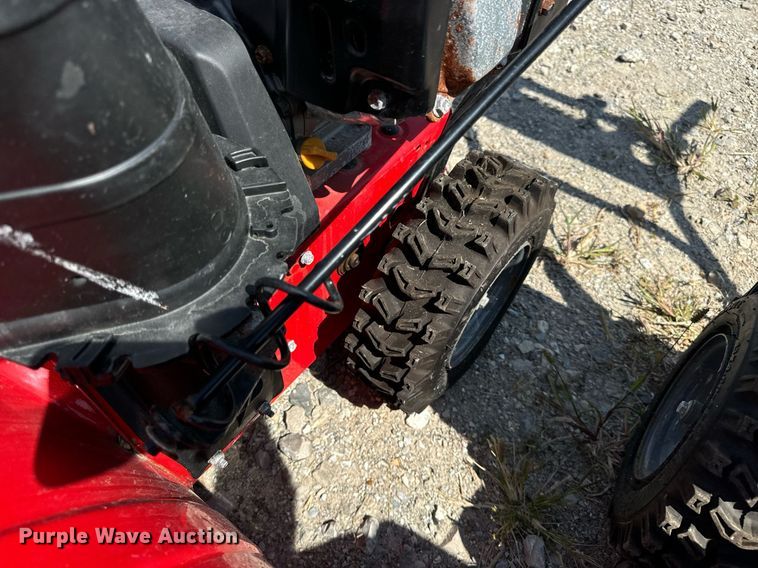 image for item DV5897 (5) 2018 Craftsman 31AS6BEE793 snowblowers