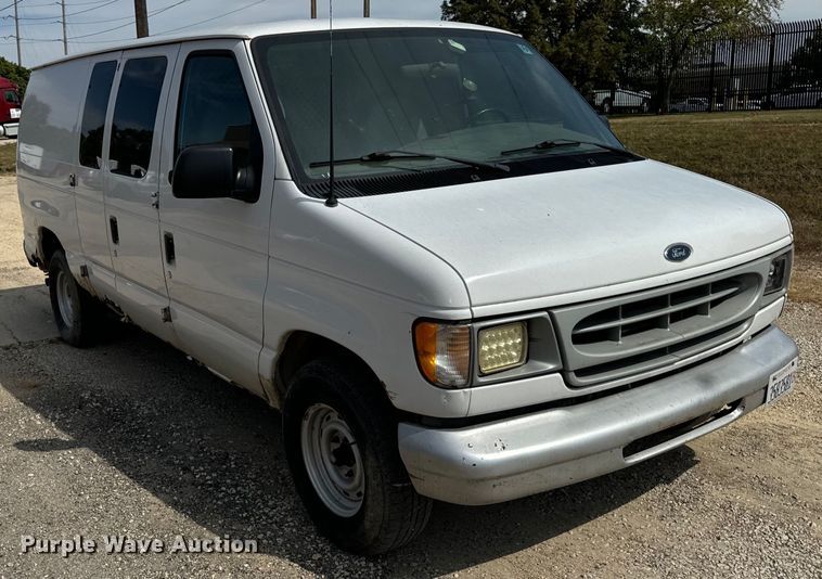 image for item DV5916 2001 Ford  E150 delivery van