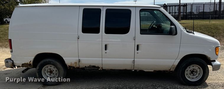 image for item DV5916 2001 Ford  E150 delivery van