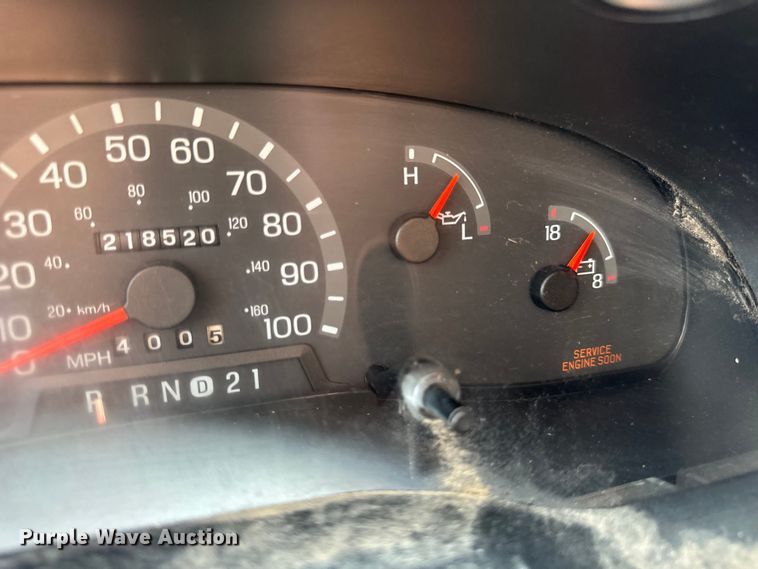 image for item DV5916 2001 Ford  E150 delivery van