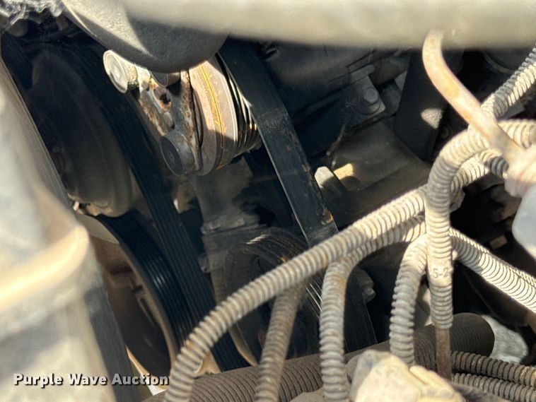 image for item DV5916 2001 Ford  E150 delivery van