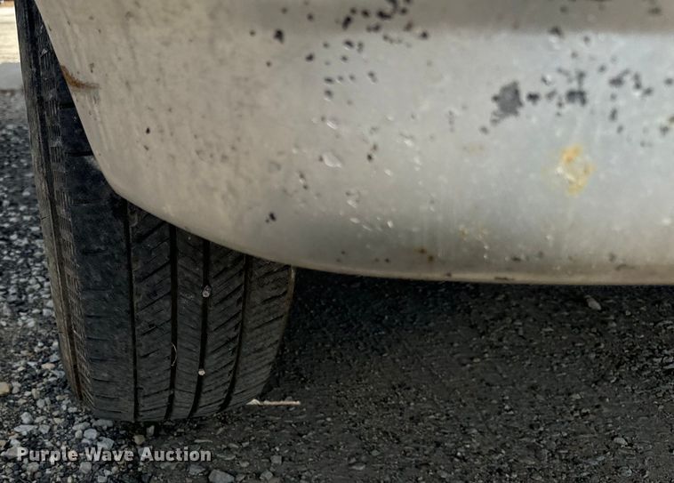 image for item DV5916 2001 Ford  E150 delivery van