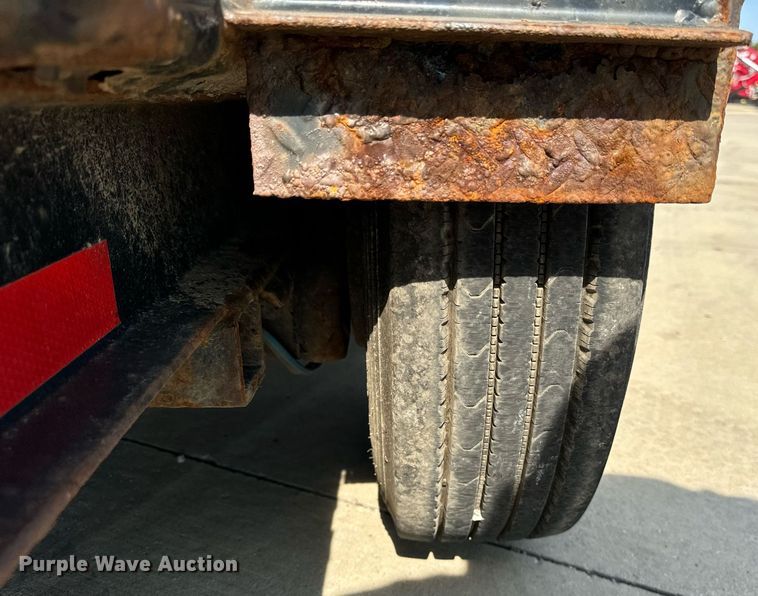 image for item DV5923 2018 Lucon  7T192THDBW tilt deck equipment trailer