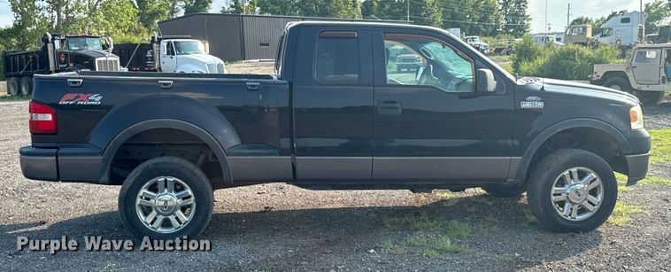 image for item DX0990 2005 Ford F150 SuperCab pickup truck