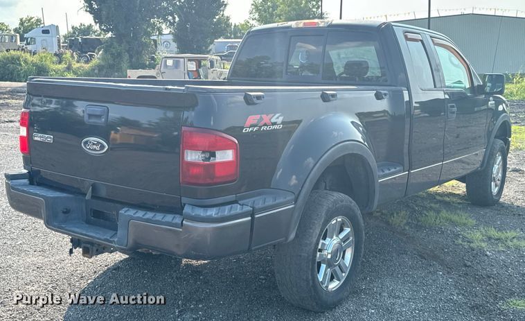 image for item DX0990 2005 Ford F150 SuperCab pickup truck