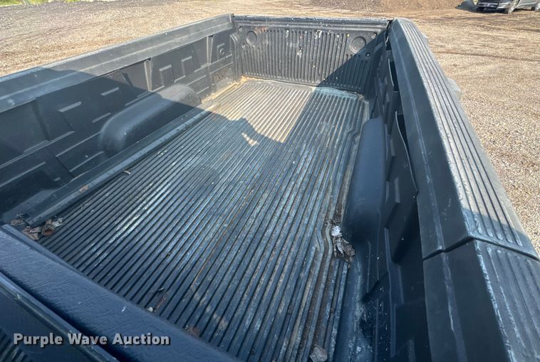 image for item DX0990 2005 Ford F150 SuperCab pickup truck