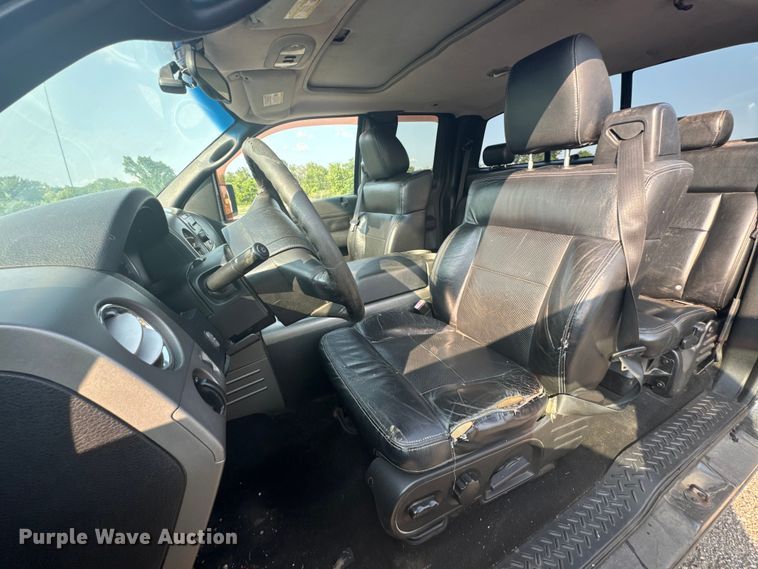 image for item DX0990 2005 Ford F150 SuperCab pickup truck