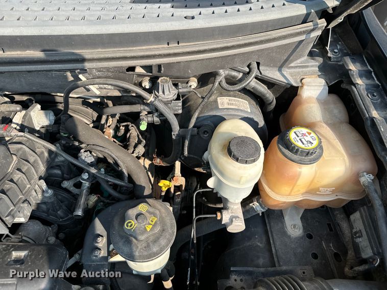 image for item DX0990 2005 Ford F150 SuperCab pickup truck