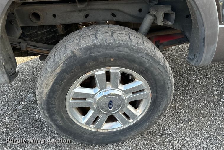 image for item DX0990 2005 Ford F150 SuperCab pickup truck