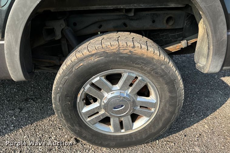 image for item DX0990 2005 Ford F150 SuperCab pickup truck