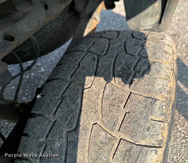 image for item DX0990 2005 Ford F150 SuperCab pickup truck