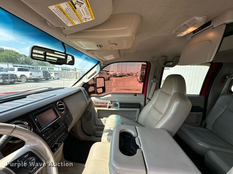 image for item DX1262 2008 Ford F550 Super Duty Lariat Crew Cab flatbed truck