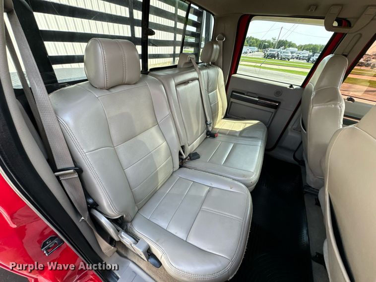 image for item DX1262 2008 Ford F550 Super Duty Lariat Crew Cab flatbed truck