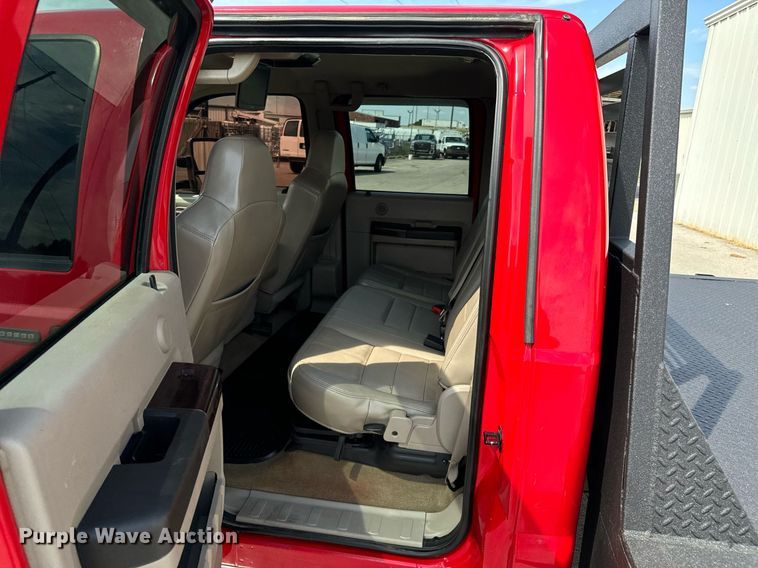 image for item DX1262 2008 Ford F550 Super Duty Lariat Crew Cab flatbed truck