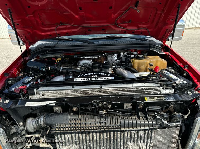 image for item DX1262 2008 Ford F550 Super Duty Lariat Crew Cab flatbed truck