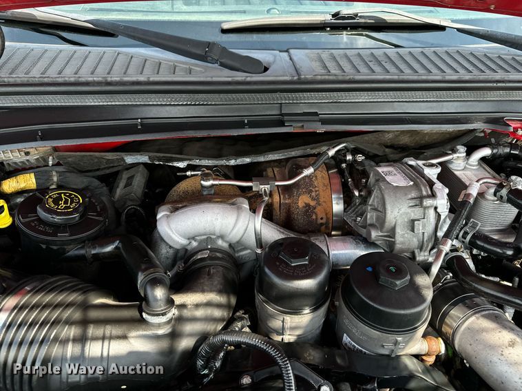 image for item DX1262 2008 Ford F550 Super Duty Lariat Crew Cab flatbed truck