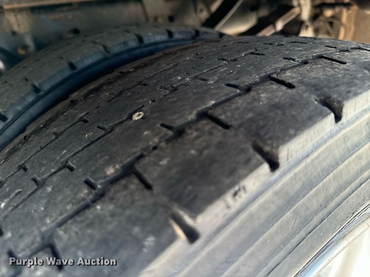 image for item DX1262 2008 Ford F550 Super Duty Lariat Crew Cab flatbed truck