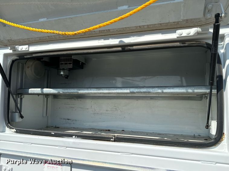 image for item DX1298 2008 Ford F550 Super Duty XL utility / service truck