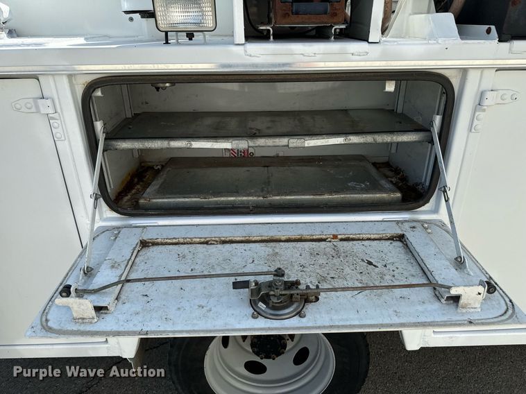 image for item DX1298 2008 Ford F550 Super Duty XL utility / service truck