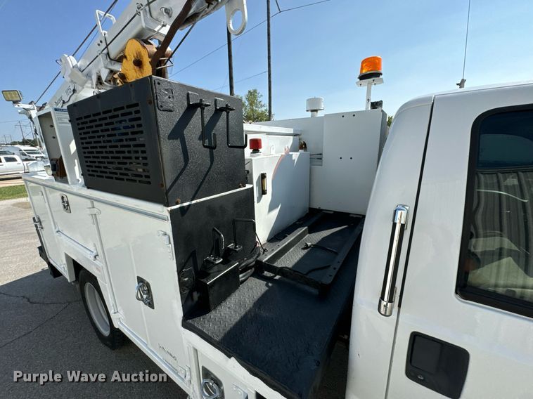 image for item DX1298 2008 Ford F550 Super Duty XL utility / service truck
