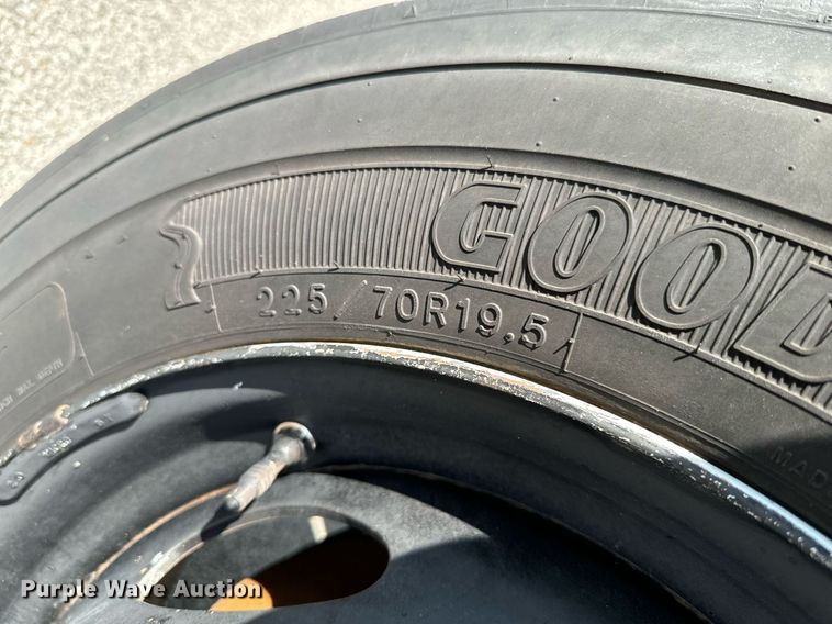 image for item DX1298 2008 Ford F550 Super Duty XL utility / service truck