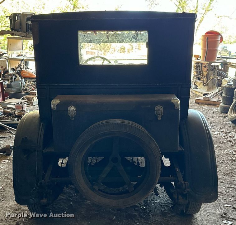 image for item DX1313 1928 Willy's Knight sedan