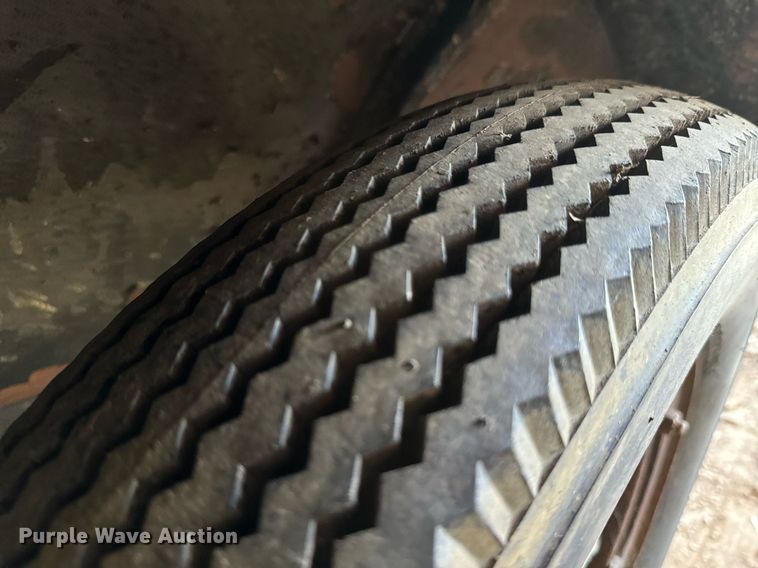 image for item DX1313 1928 Willy's Knight sedan