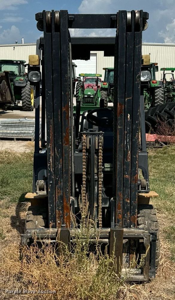 image for item DX1325 Nissan CPQD25HW11A forklift