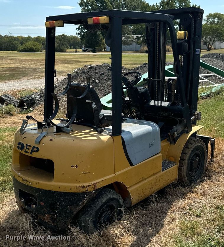 image for item DX1325 Nissan CPQD25HW11A forklift