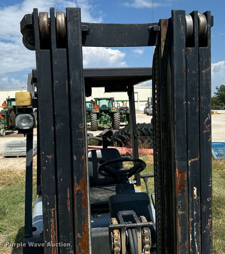 image for item DX1325 Nissan CPQD25HW11A forklift